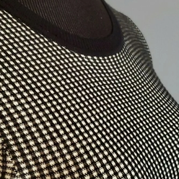 Vince Camuto Black/White plaid Sweater Dress NWT S - Picture 5 of 12